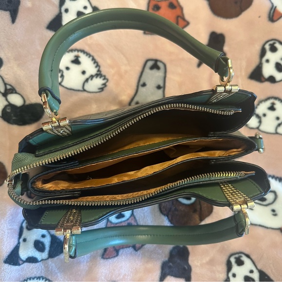 Purse - Picture 5 of 6